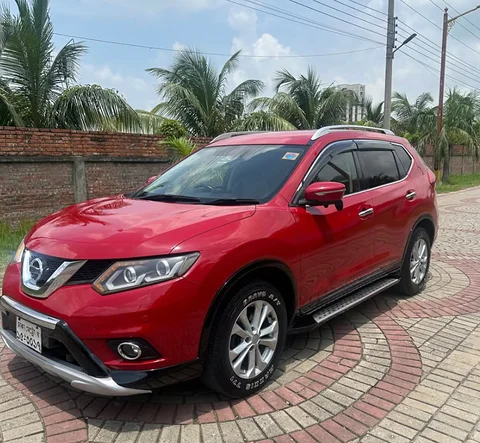 NISSAN X TRAIL 2013  Car for sale
