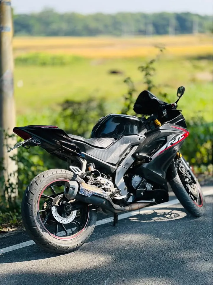 Yamaha R15v3