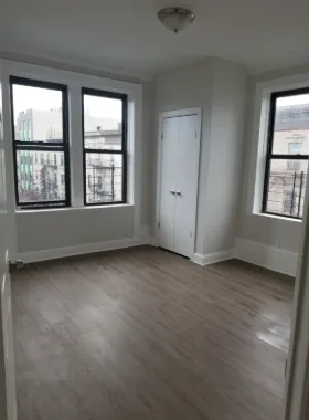 Single room for rent in Bronx