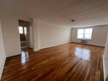 Room for rent in Jamaica