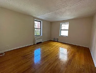 Room for rent in Long island