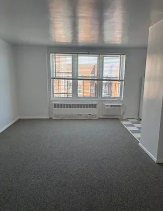 Single Room for rent in Bronx