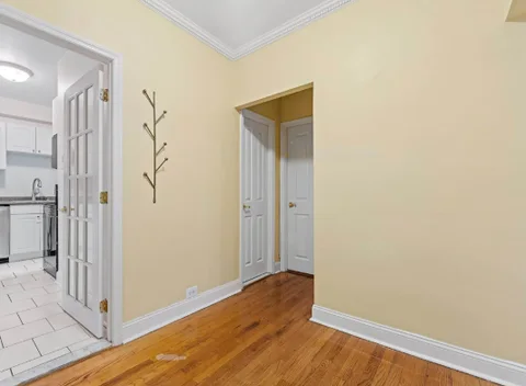 Room for rent in Jackson Heights