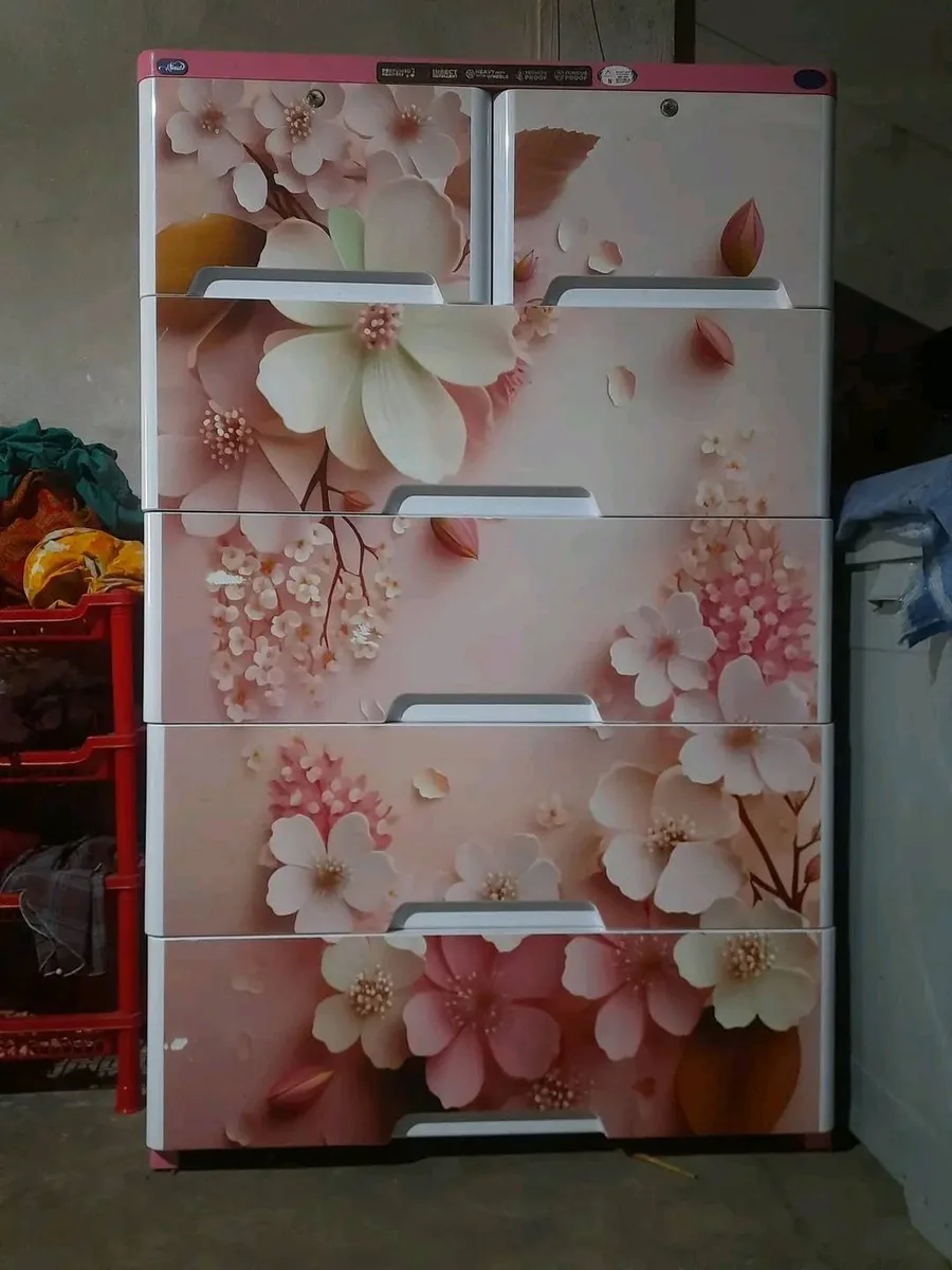 Plastic wardrobe