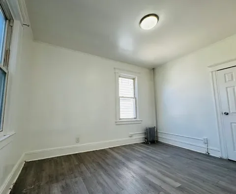 Basement for rent in South Richmond hill