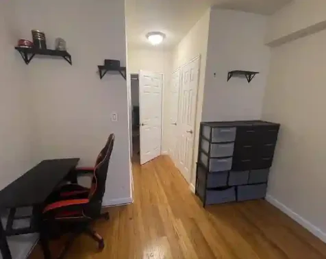Roommate Needed in Elmhurst