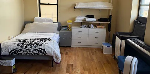 Roommate Needed in Sunnyside