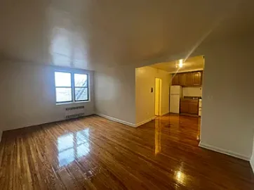 Room for rent Jackson heights