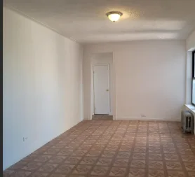 Room for rent in Jamaica