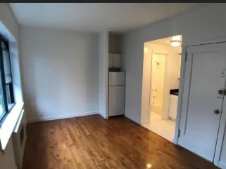 Roommate Needed in Jamaica
