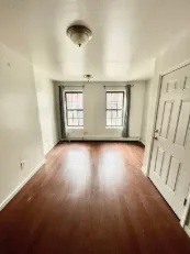 Attic Room for rent in Jamaica