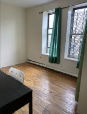 Roommate Needed in Jackson Heights