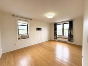 Roommate Needed in Sunnyside