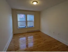 Room For rent in Jackson Heights