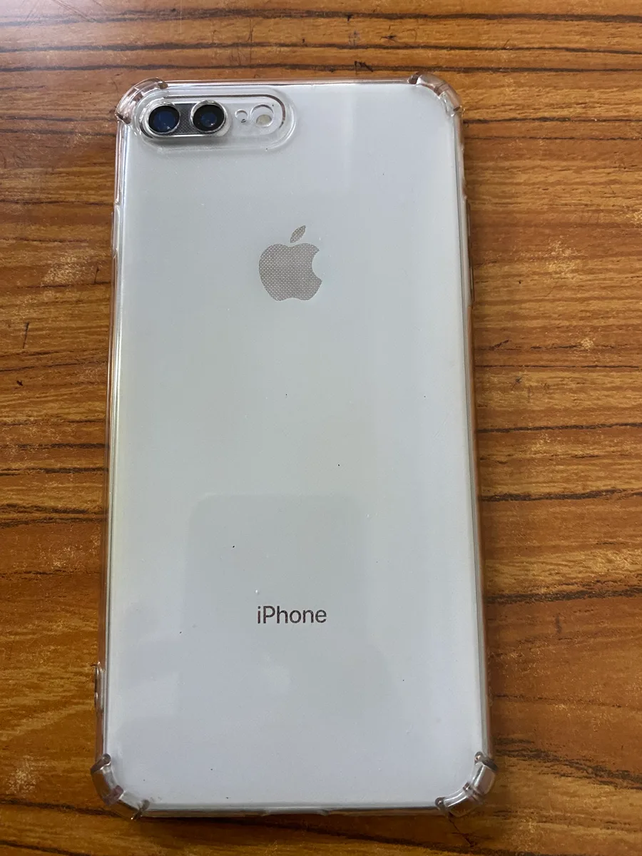 Iphn 8+