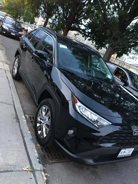 2020 Toyota RAV4 XLE premium fully loaded available for rent