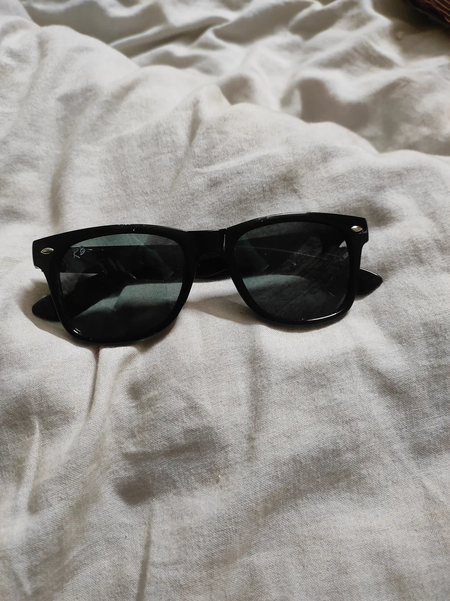 Sunglass