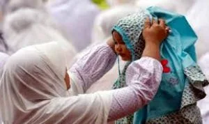 মেয়েদেরকে আরবী কিতাব পড়াতে চাই