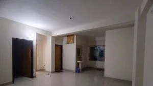 ১ জন রুমমেট প্রয়োজন