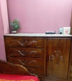 Wardrobe & dressing table