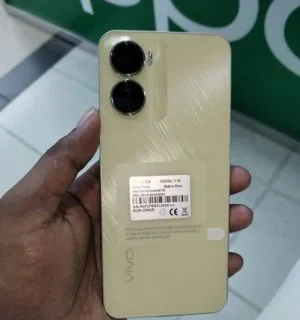 Vivo y16