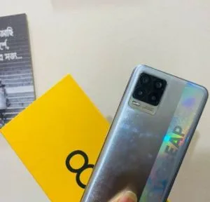 Realme 8