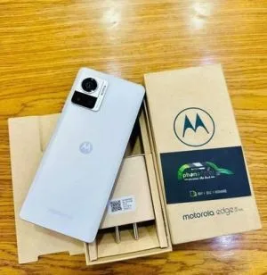 Motorola edge 30