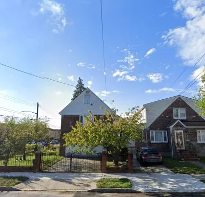 Two bedroom semi basement renting