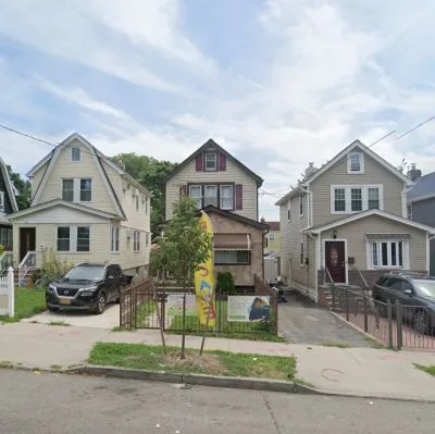 House for rent in pleasant environment