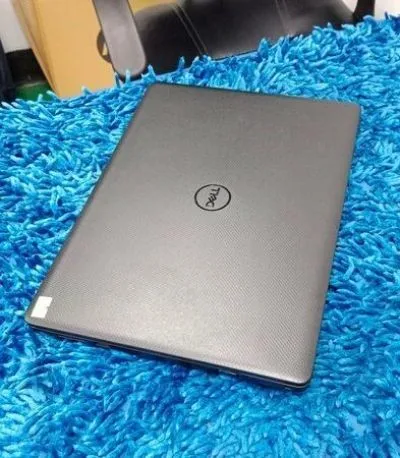 Dell 10th generation cor i3 8 gb