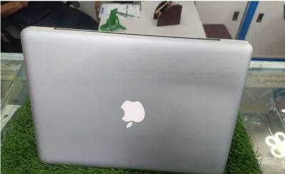 Apple Macbook Pro