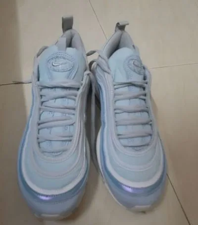 SNEAKER FOR SELL