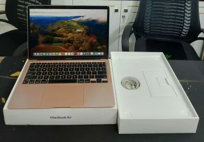 MacBook