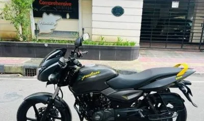 Bajaj Pulsar Neon 150cc 2021