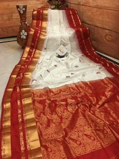 ইন্ডিয়ান কাতান শাড়ি হাউজ
