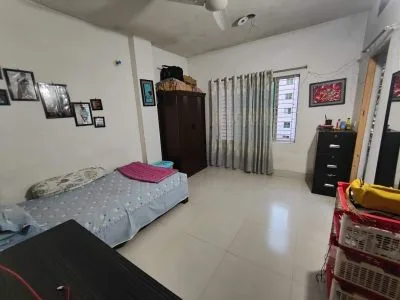 ১ টি সিট ভাড়া দেওয়া হবে