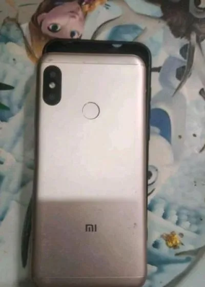 Xiaomi mi a2 lite .mobile phone