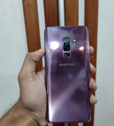 Samsung galaxy s9 plus 6/64 (used)