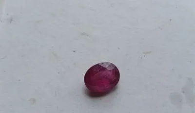 Original Natural Ruby 5 Caret