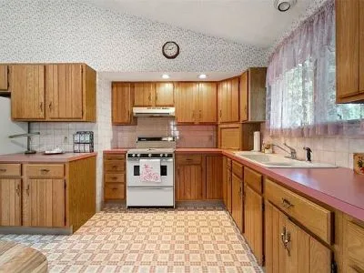 Don’t miss out on the 4 bed / 2 bath