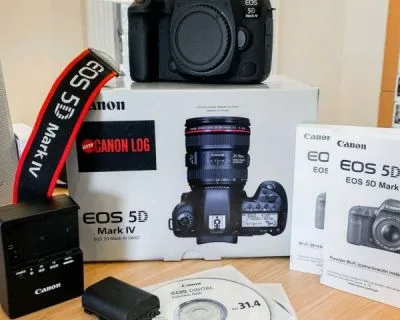 Canon eos 5d mark iv camera + 24-105mm lens
