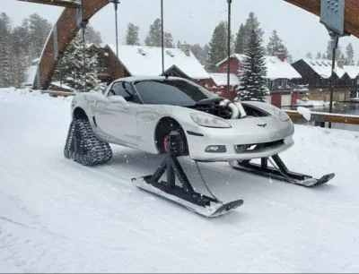 pair of 2021 Dominator tracks