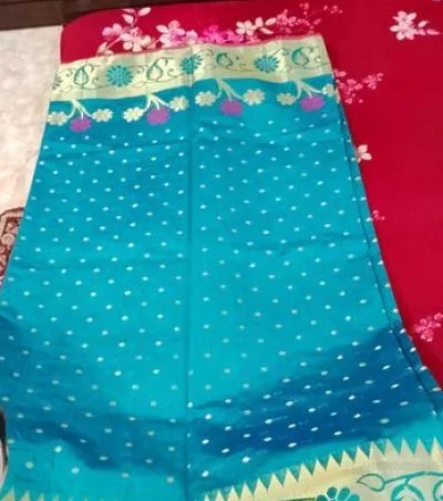 শাড়ি