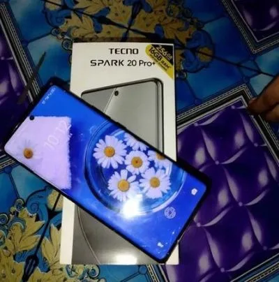 Techno Spark 20 Pro Plus Mobile