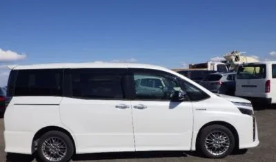 Toyota Voxy ZS KIRAMEKI 2019