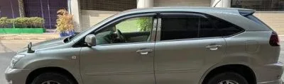 Toyota Harrier 240 G Package 2004