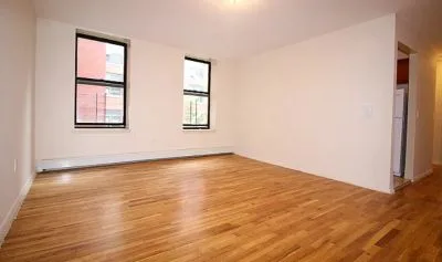 1beds, 1baths, 500+sqft  House for Rent