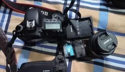 Canon 7D 60mm usm prime lance for sale