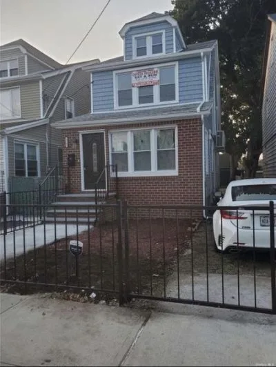 Single family house for sale