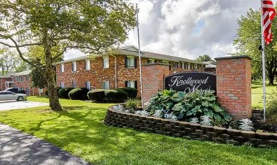 Knollwood manor apartment for rent